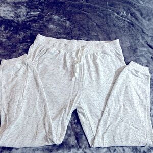 Bobbie Brooks~Super Soft Spkld Lght Grey Comfy Joggers w/Pockets. Worn One Time